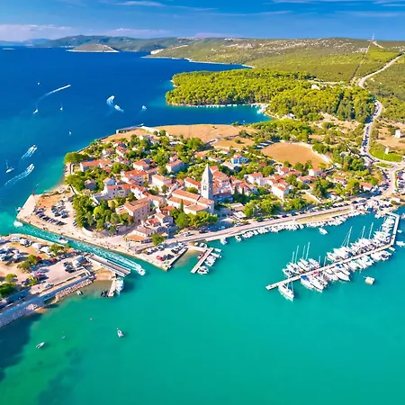 In 14933 Lussingrande